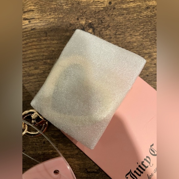 Juicy Couture wallet - Picture 7 of 7